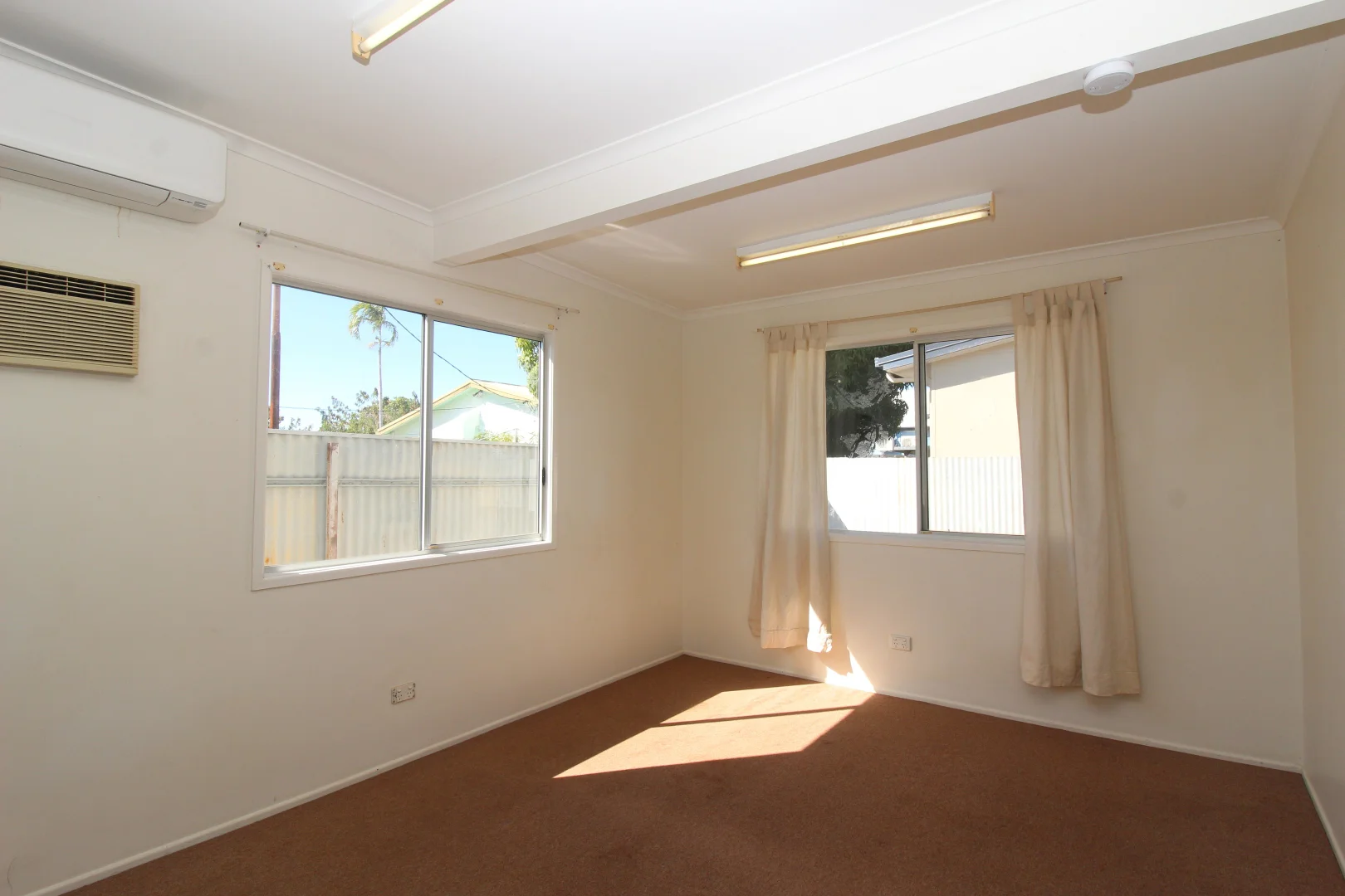 Additional image 3 of 116A Miles St, Mount Isa QLD 4825
