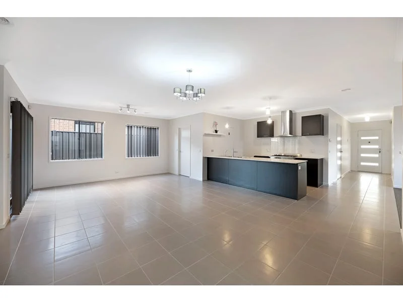 Additional image 2 of 24 Abrus Circuit, Cranbourne North VIC 3977