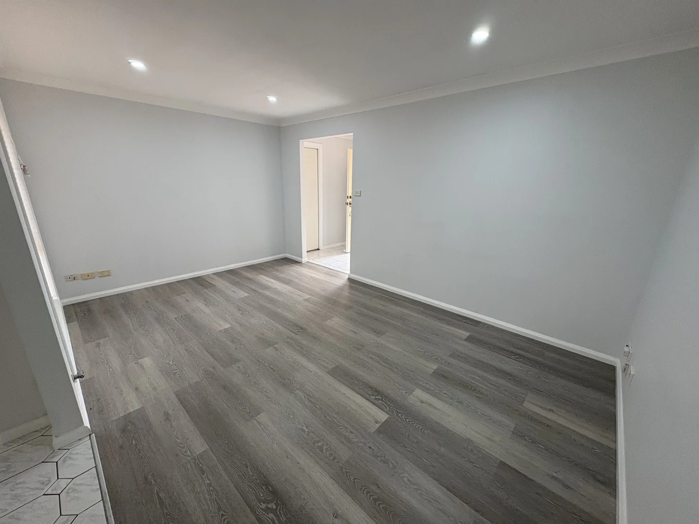 14 Larbert Place, Prestons NSW 2170 photo 4