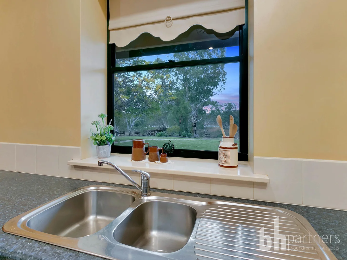 Additional image 8 of Lake Bywater Cottage, Walker Flat SA 5238