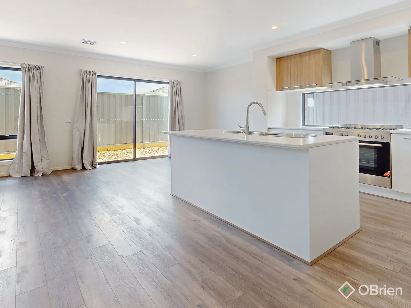Additional image 2 of 13 Clelland Way, Clyde North VIC 3978
