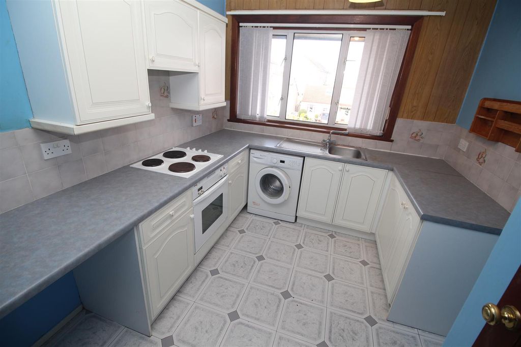 Additional image 3 of 2 bed flat for saleBridgend Avenue, Port Glasgow PA14