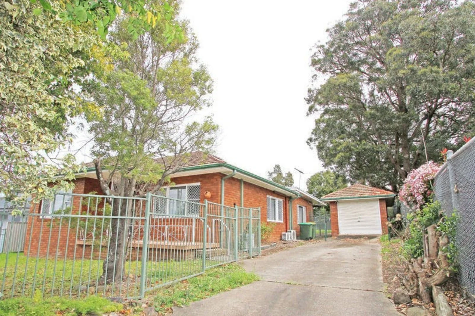 17 Gibbons Street, Oatlands NSW 2117