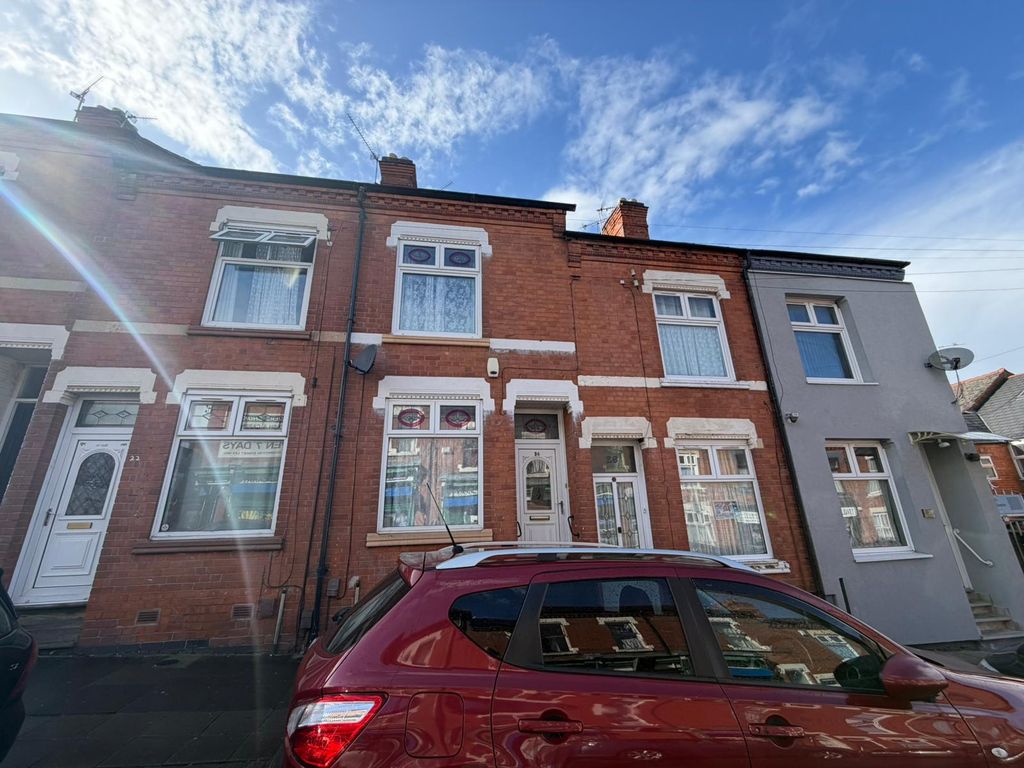 3 bed terraced house to rentLeicester LE5