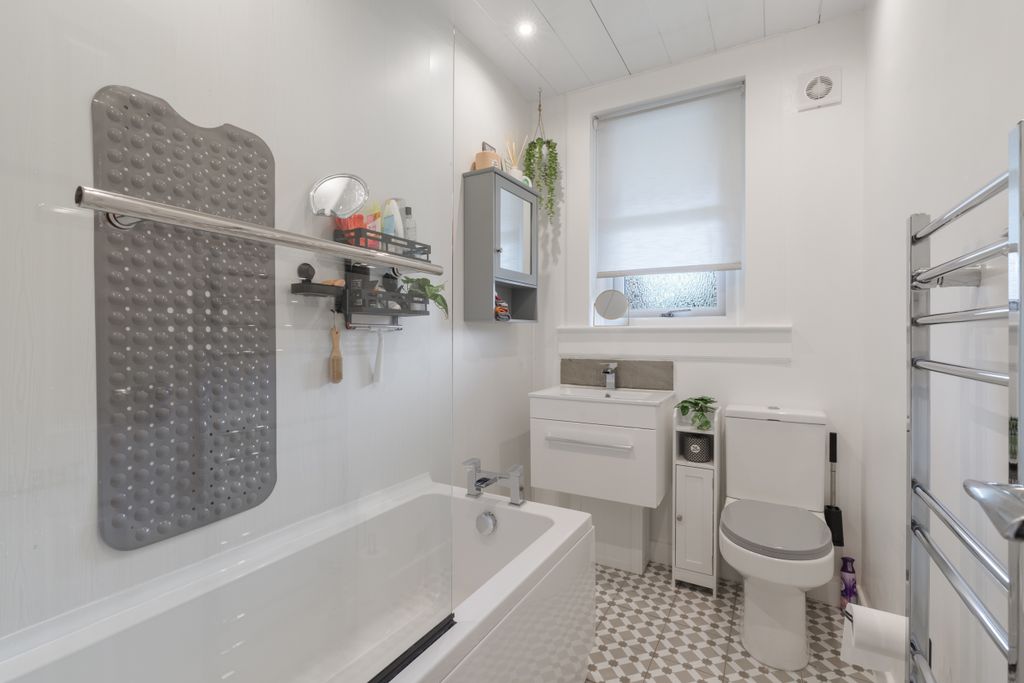 Additional image 8 of 2 bed flat for saleAlmond Street, Grangemouth FK3