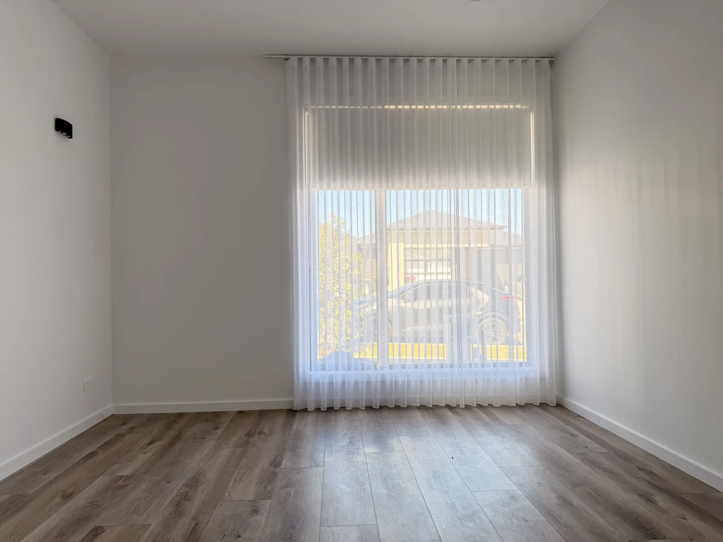 Additional image 2 of 5 Persimmon Road, Craigieburn VIC 3064