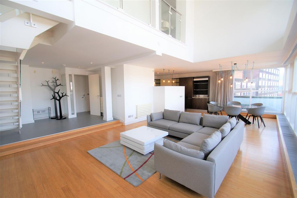 3 bed flat to rentCentury Buildings, St Mary`S Parsonage M3