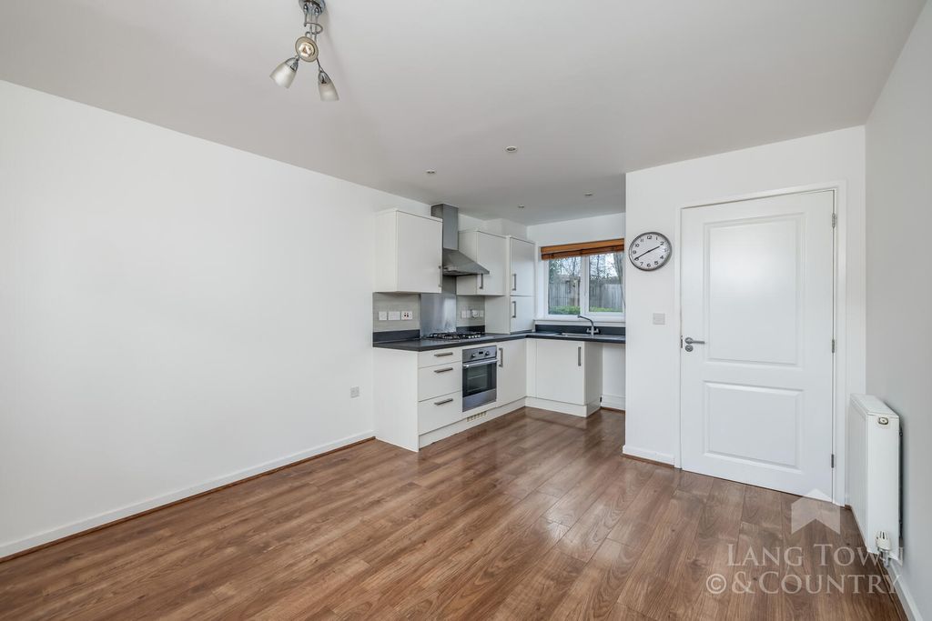 Additional image 3 of 3 bed semi-detached house to rentGlenholt, Plymouth PL6