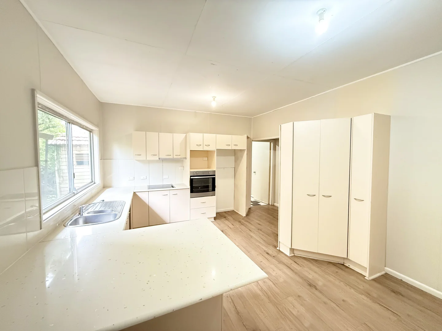 Additional image 3 of 10 Montefiores Street, Wellington NSW 2820