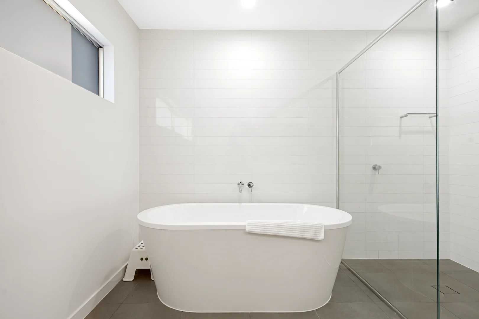 Additional image 30 of 37 Martinique Way, Clear Island Waters QLD 4226