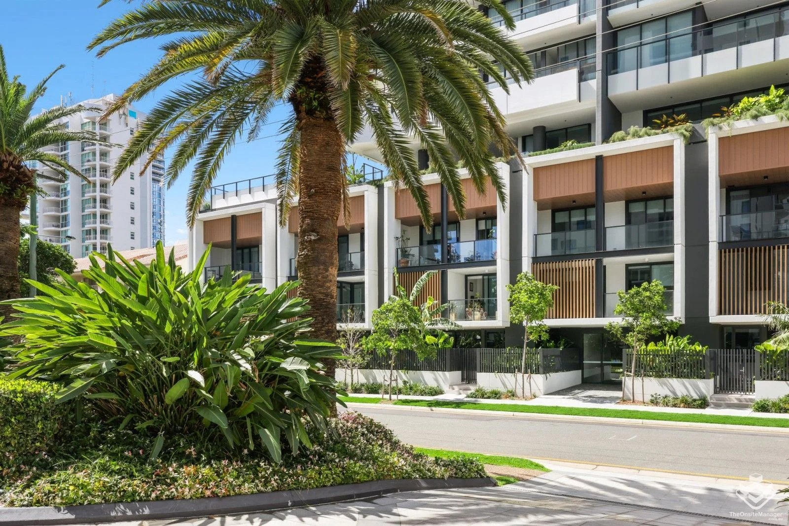 Additional image 3 of ID:21169305/25 Woodroffe Avenue, Main Beach QLD 4217