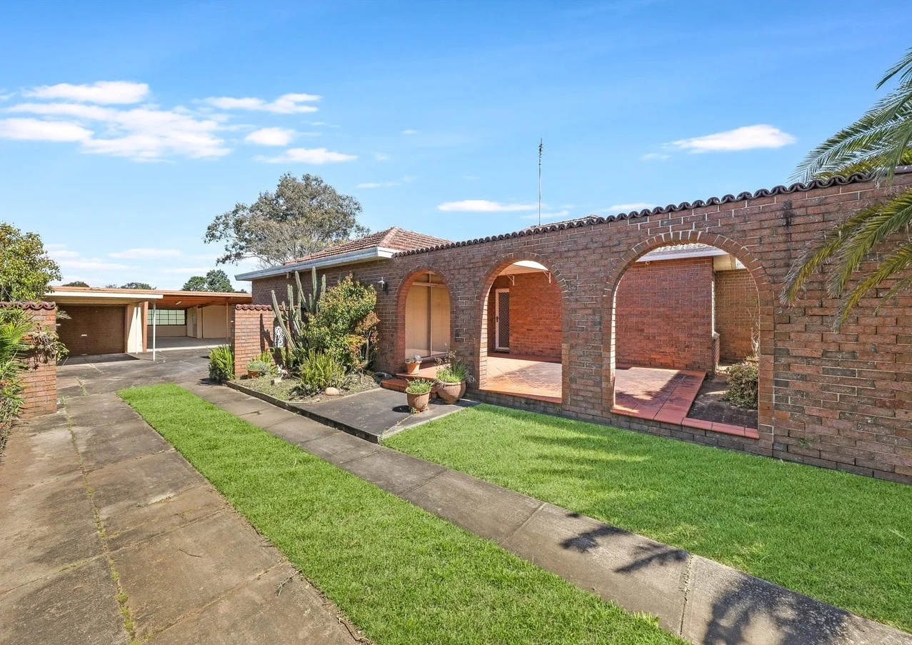 55 Endeavour Road, Georges Hall NSW 2198