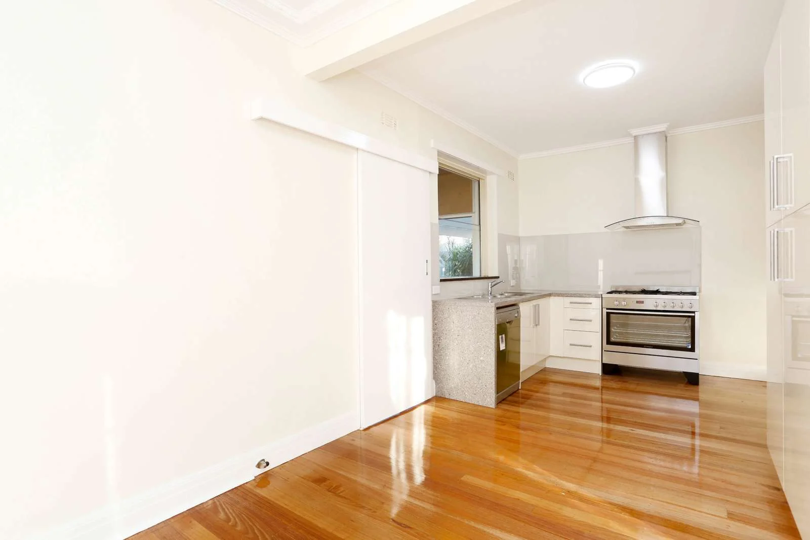 Additional image 2 of 235 Warrigal Road, Burwood VIC 3125