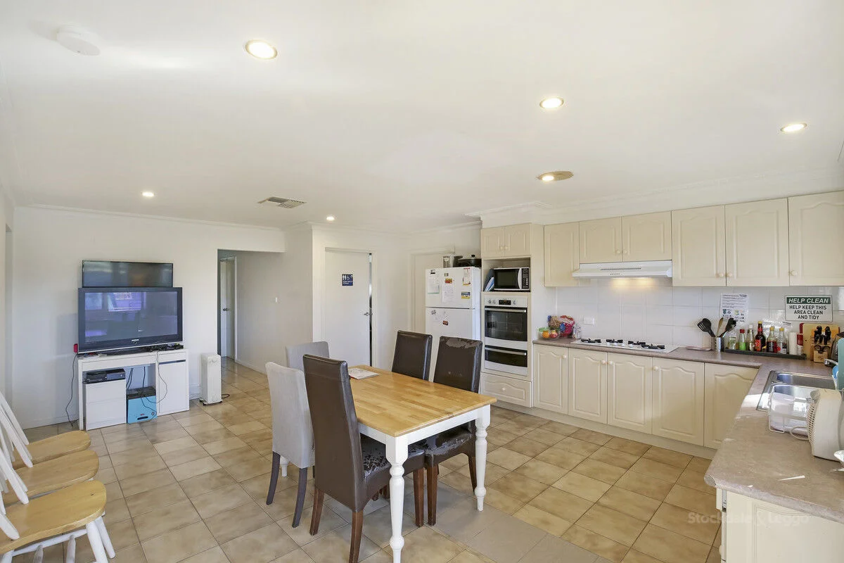 Additional image 6 of 34 Coventry Crescent, Mill Park VIC 3082