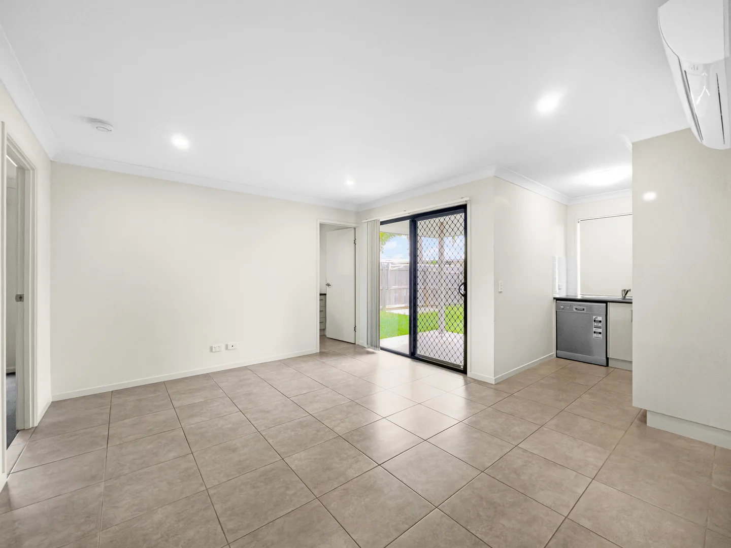 Additional image 3 of 17B Empire Circuit, Dundowran QLD 4655