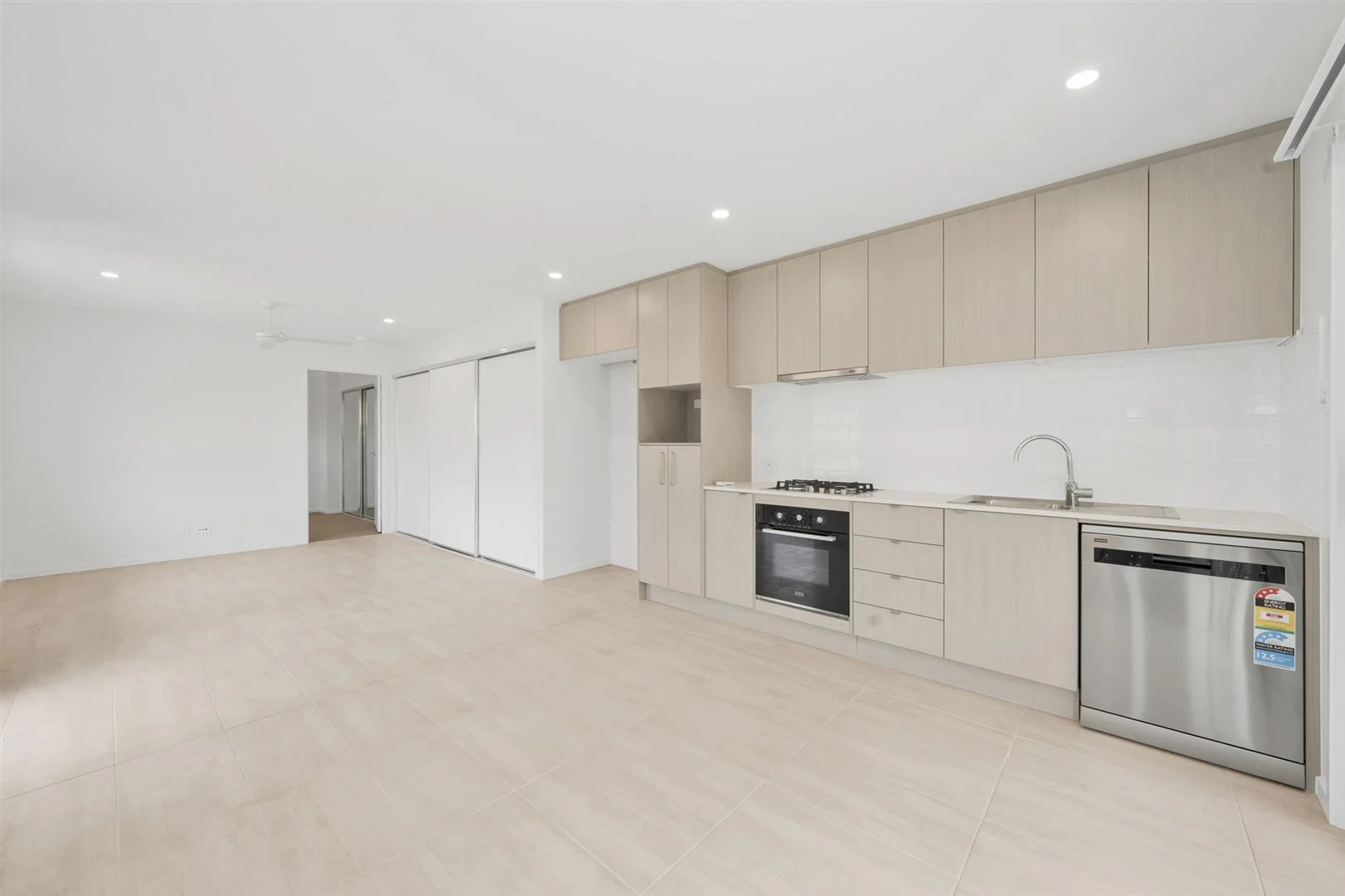 Additional image 2 of 2/16 Sunflower Court, Ripley QLD 4306