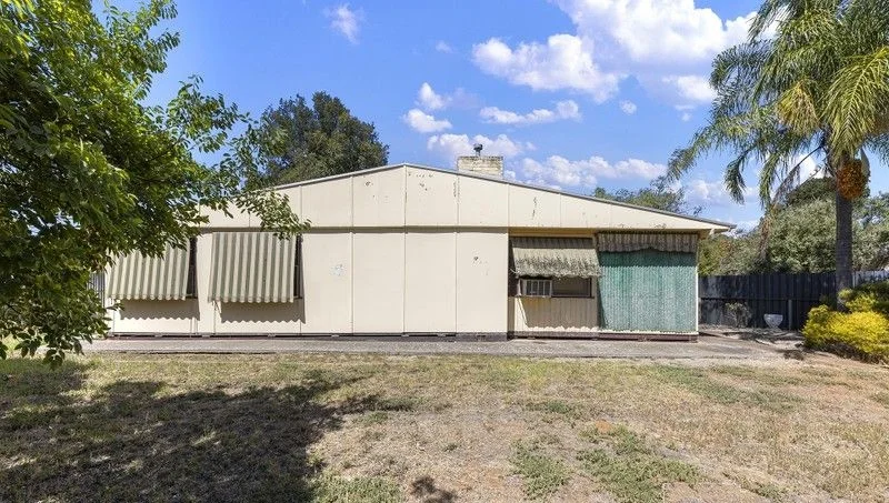 17 Whitford St, Elizabeth South SA 5112
