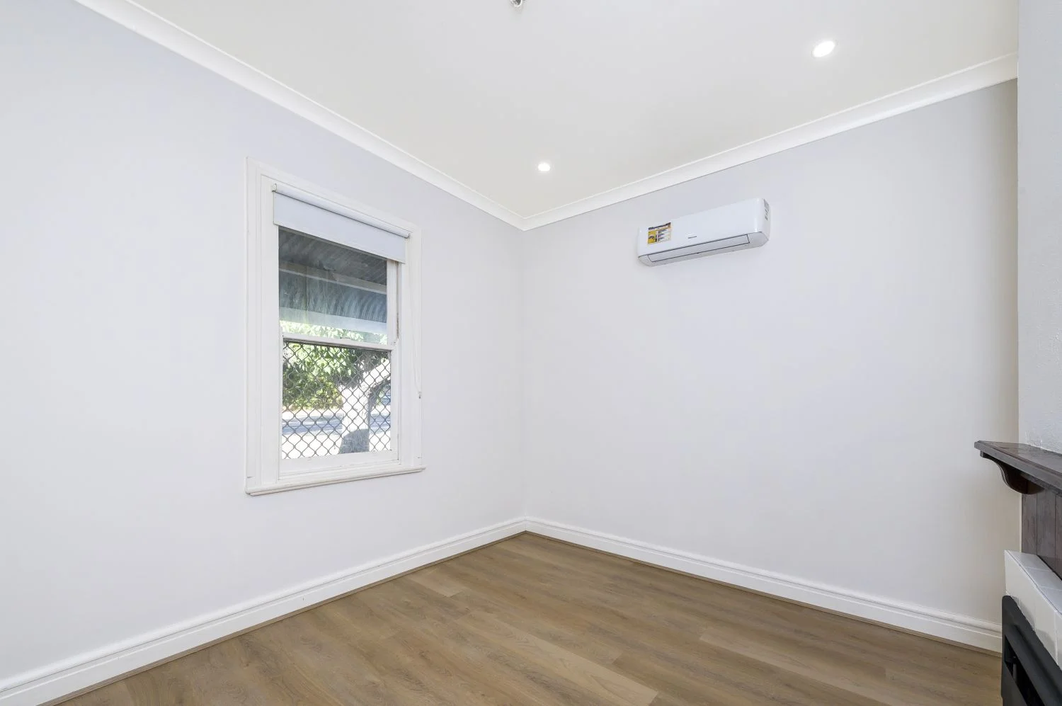 Additional image 4 of 6 Fifth Road, Armadale WA 6112