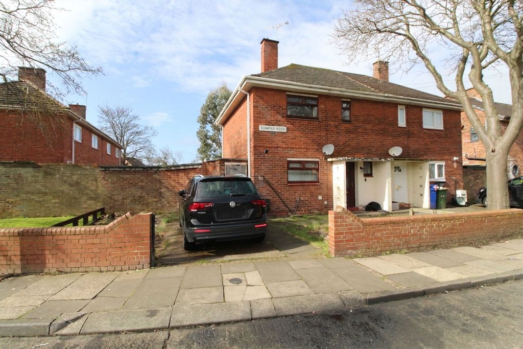 2 bed semi-detached house to rentCowpen Road, Blyth NE24