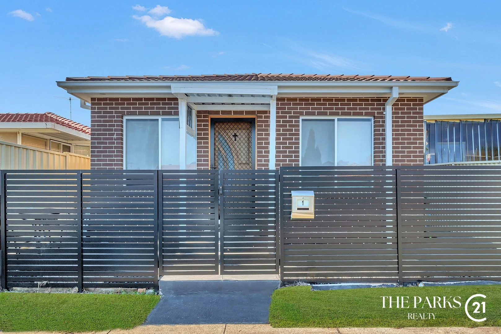 1 Kanuka Street, Bossley Park NSW 2176
