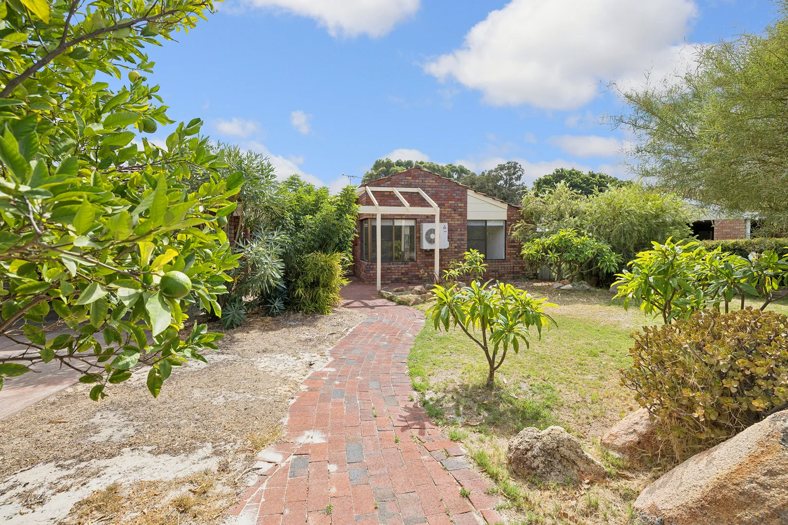 Additional image 2 of 9 Laughton Way, Leeming WA 6149
