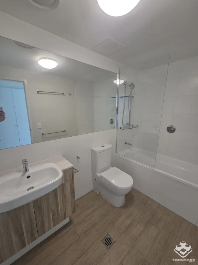 Additional image 6 of ID:21158122/37B Harbour Road, Hamilton QLD 4007