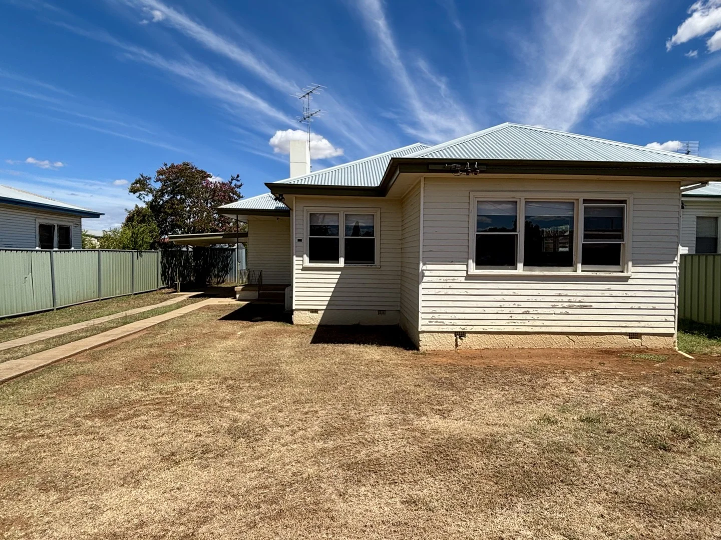 12 Northview Street, Tamworth NSW 2340
