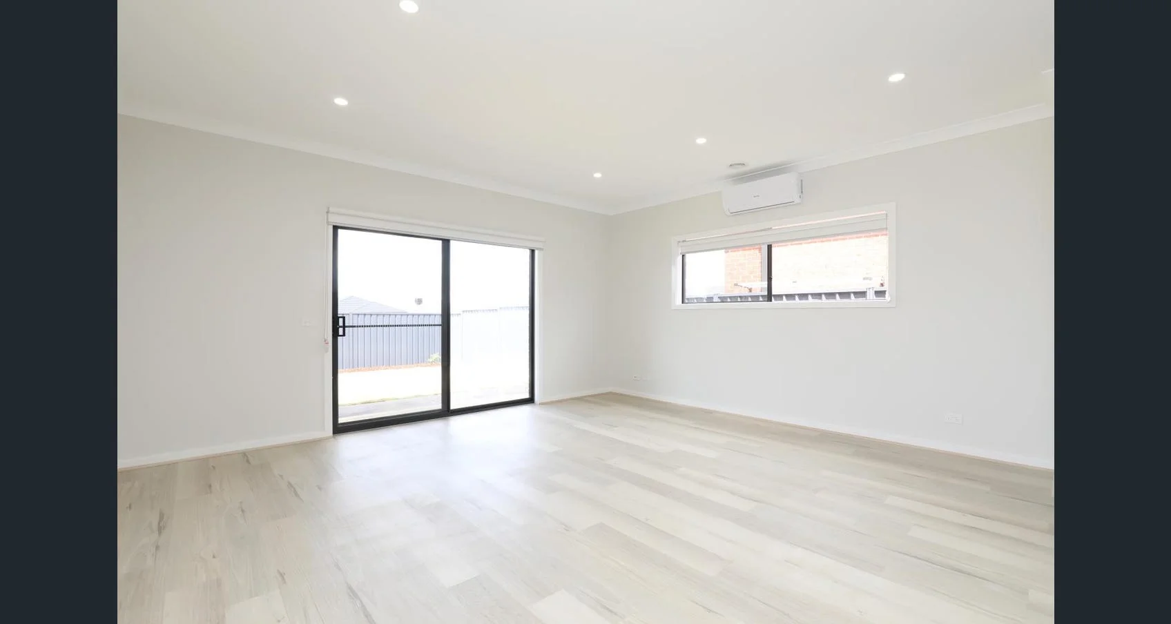 78 Oldbridge Boulevard, Weir Views VIC 3338 photo 3