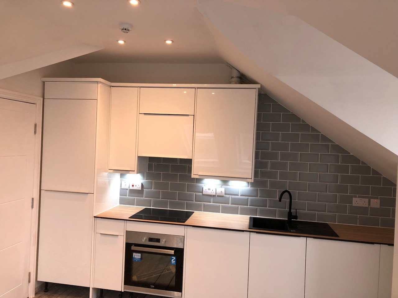 2 Bed Flat, Belvoir Road, BS6, N1 7GU photo 5