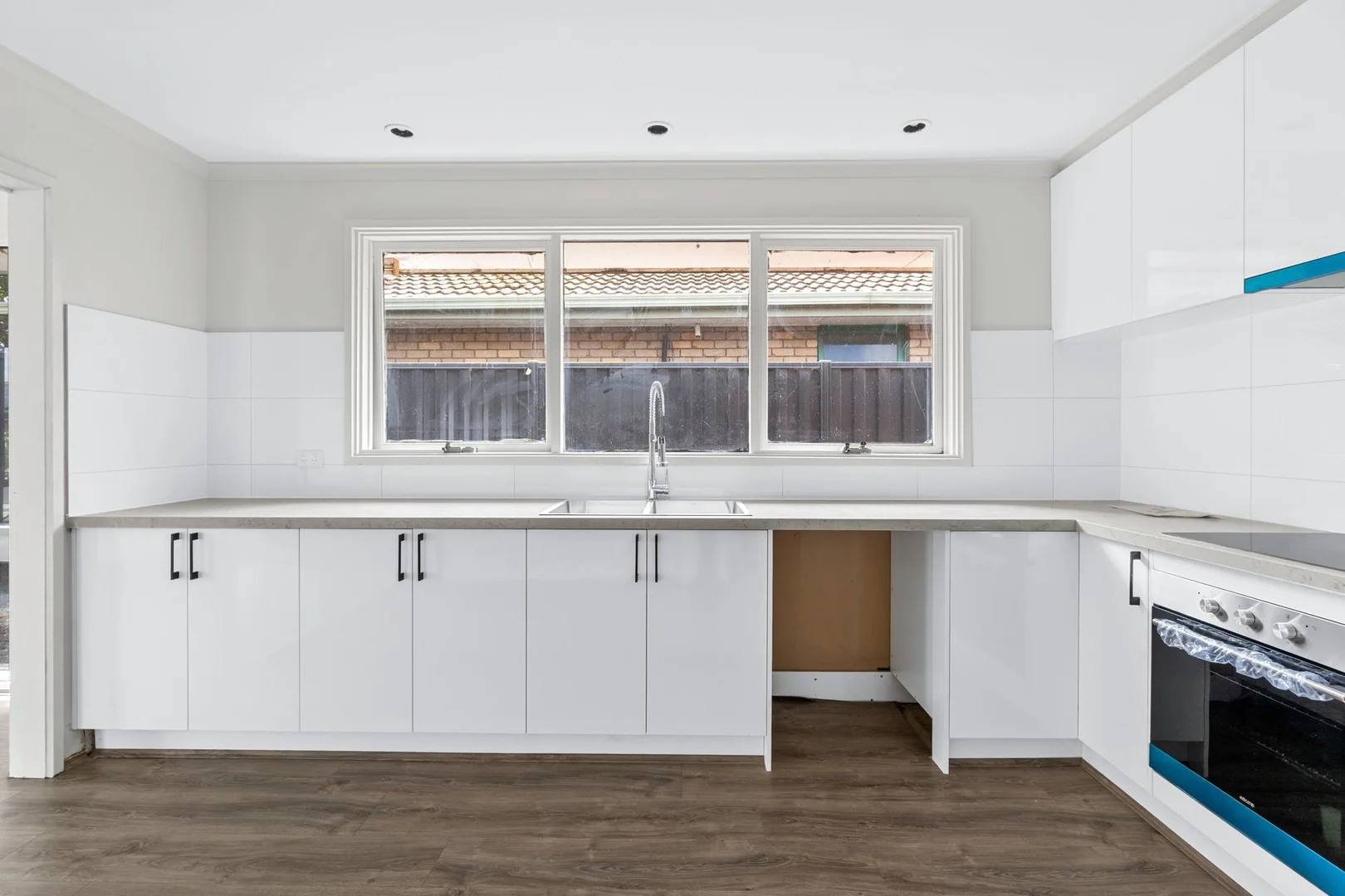 Additional image 4 of 61 Redditch Crescent, Deer Park VIC 3023