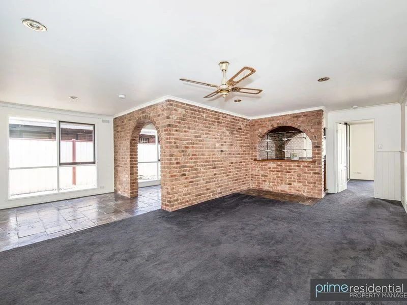 12 Daphne Crescent, Werribee VIC 3030