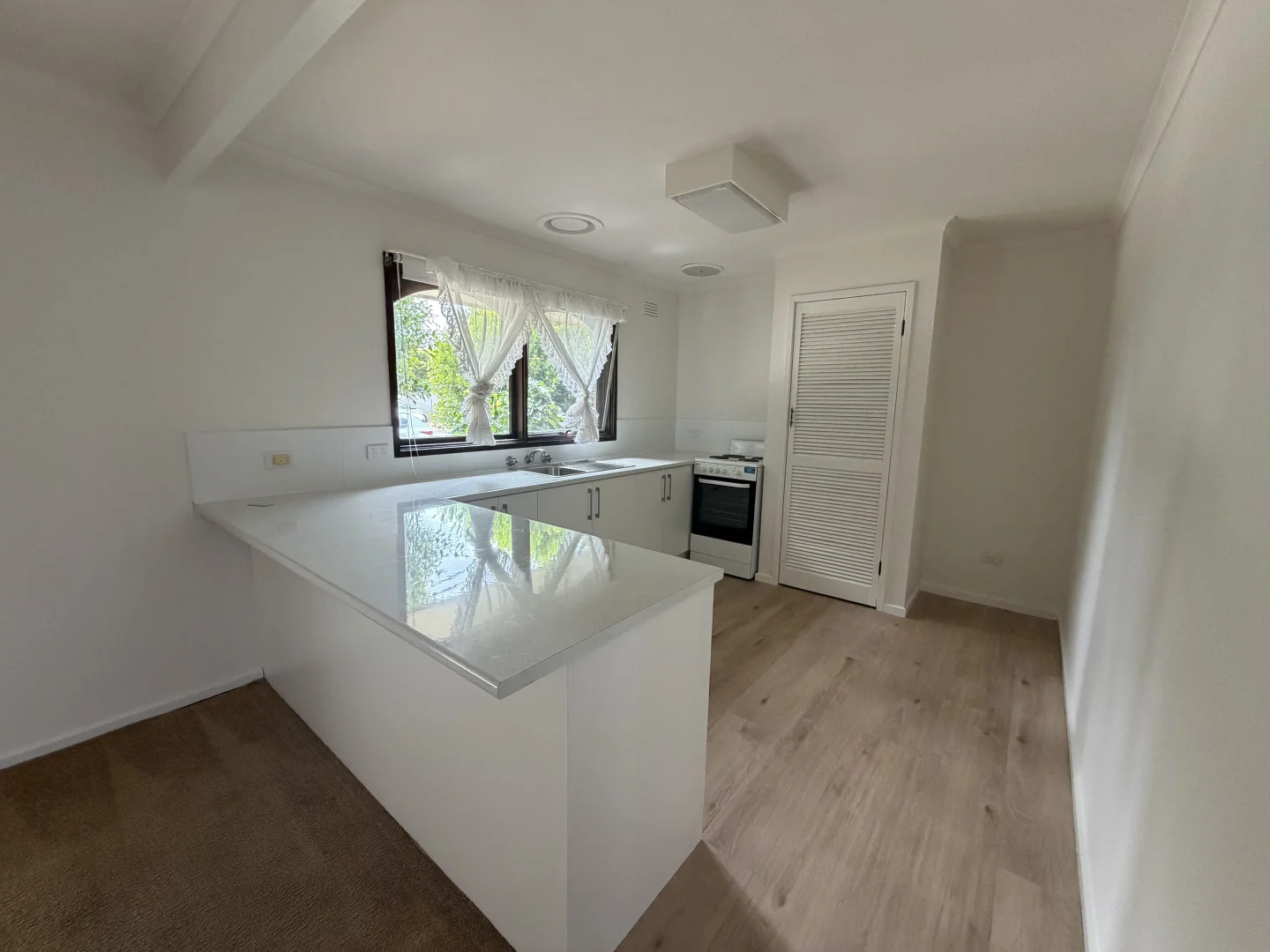 Additional image 2 of 2/56 Ormond Road, East Geelong VIC 3219