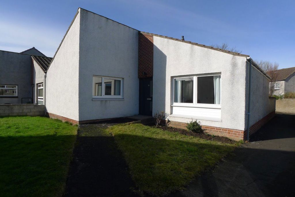 2 bed detached house to rent14 James Robb Avenue, St Andrews KY16