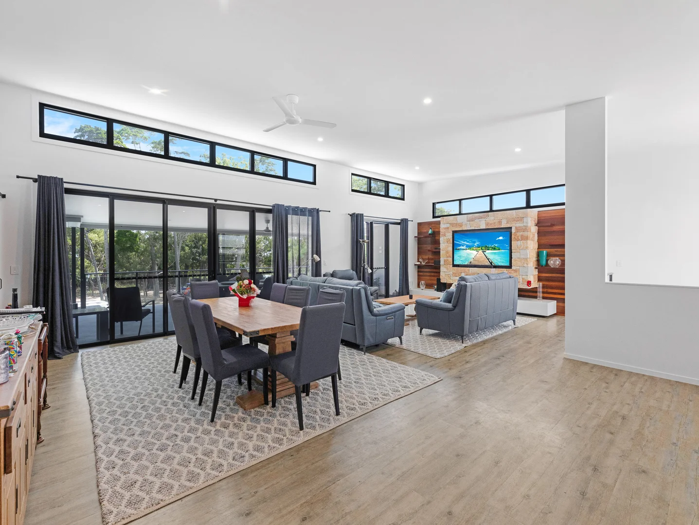 Additional image 5 of 527 Esplanade, Urangan QLD 4655