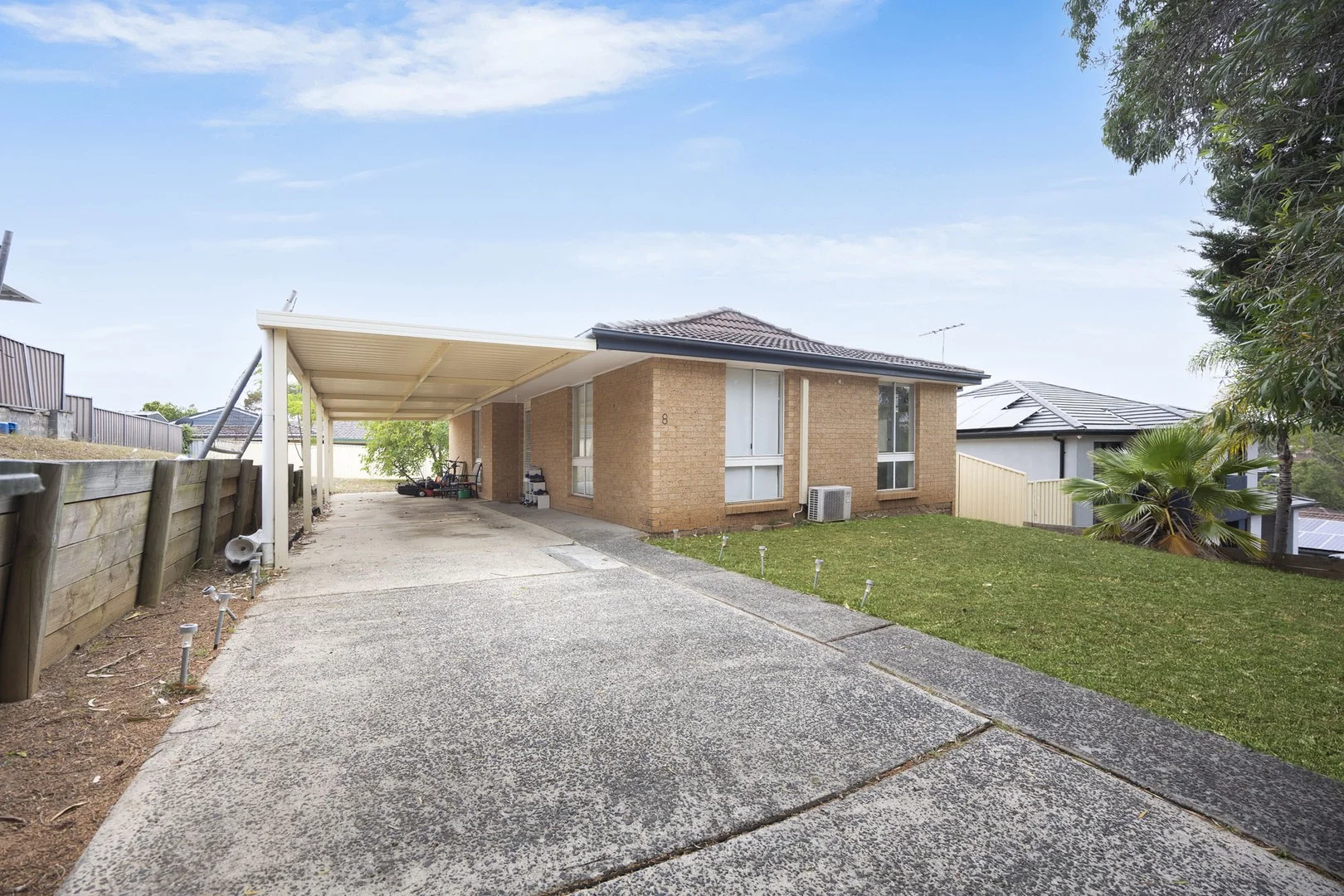 8 Gaspard Place, Ambarvale NSW 2560