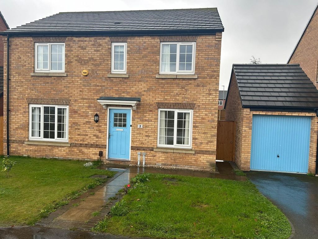 4 bed detached house to rentAshover Croft, Rotherham S60