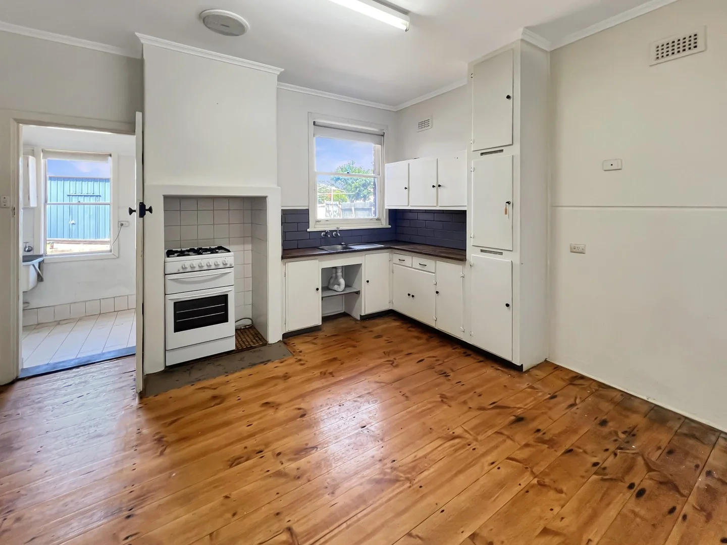 31 Tennant Street, Port Lincoln SA 5606