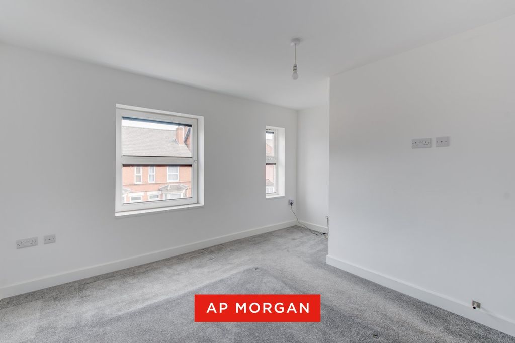 Additional image 7 of 5 bed end terrace house to rentProspect Road North, Lakeside, Redditch B98