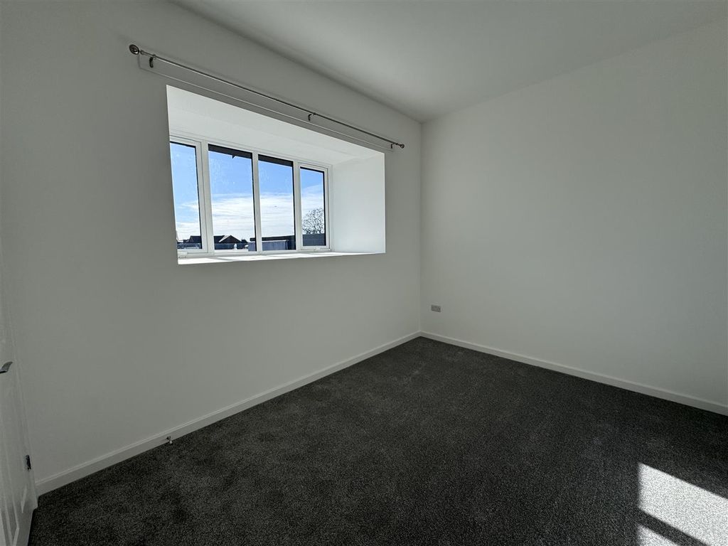 Additional image 8 of 2 bed flat to rentWoodstock Way, Caldicot NP26
