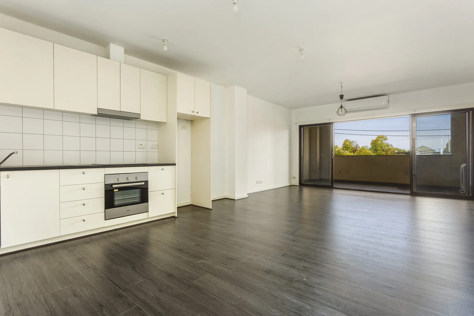 Additional image 3 of 4/101 Victoria Street, Seddon VIC 3011