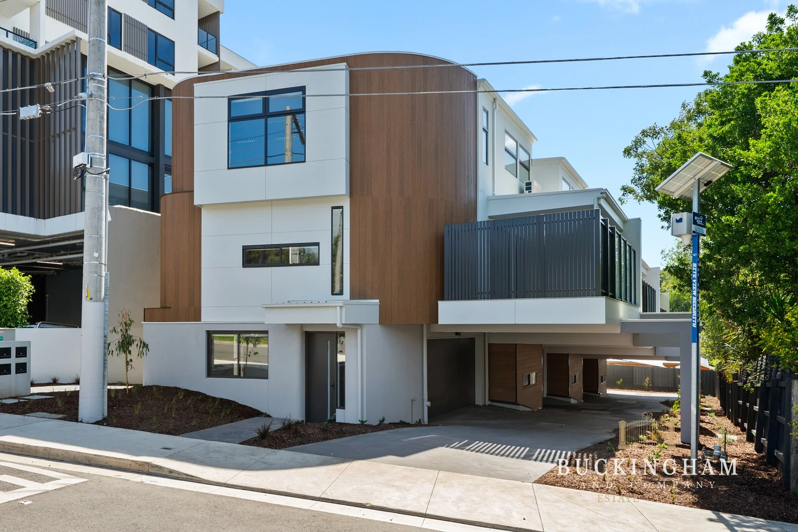 1-3/6 Poulter Avenue, Greensborough VIC 3088