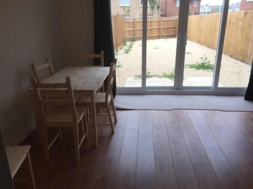 Additional image 6 of 6 bed semi-detached house to rentGreat Clover Leaze, Bristol BS16