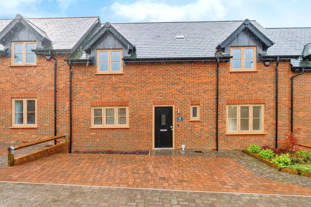 4 bed terraced house for saleEmbley Park, Romsey SO51