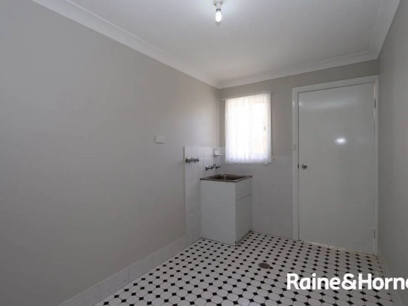 Additional image 14 of 19 Kurumben Place, Bathurst NSW 2795