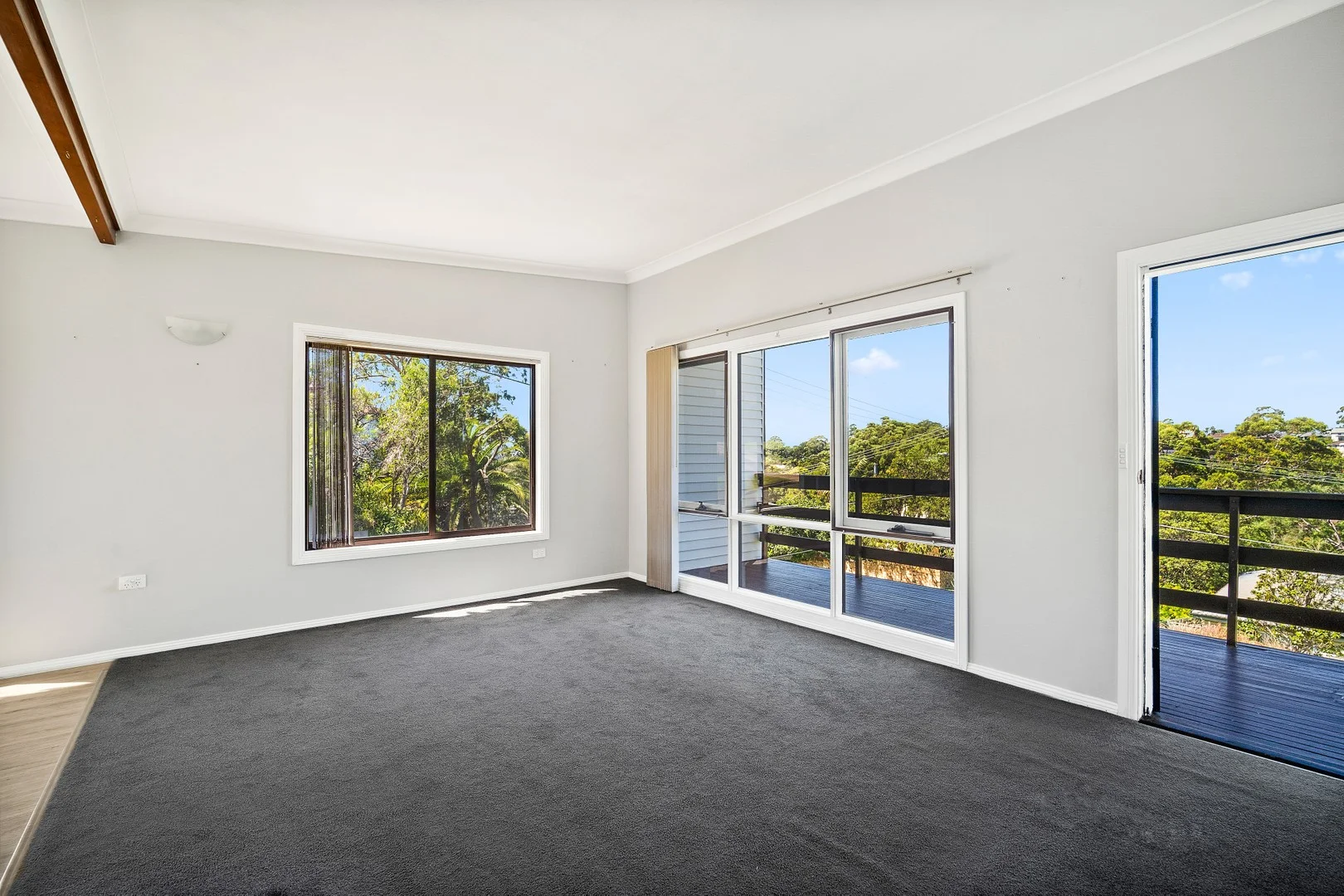19 Dumbarton Place, Engadine NSW 2233