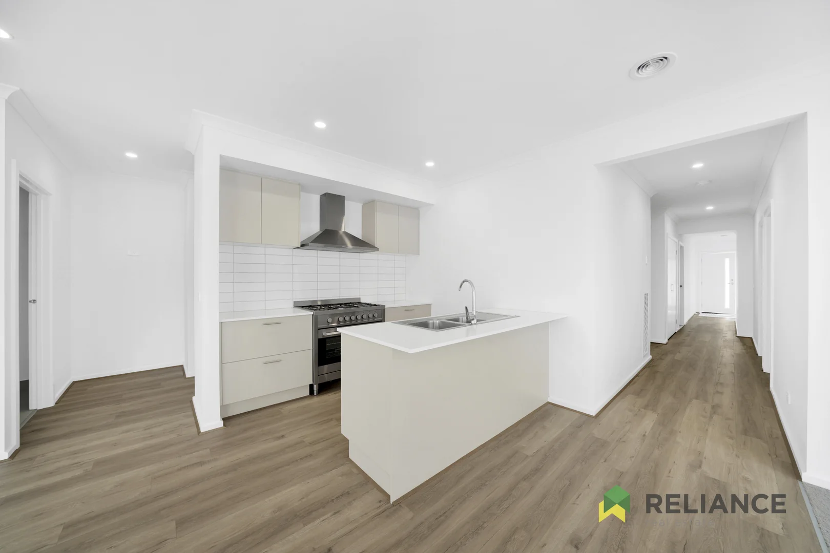 Additional image 11 of 92 Dutchelm Avenue, Werribee VIC 3030