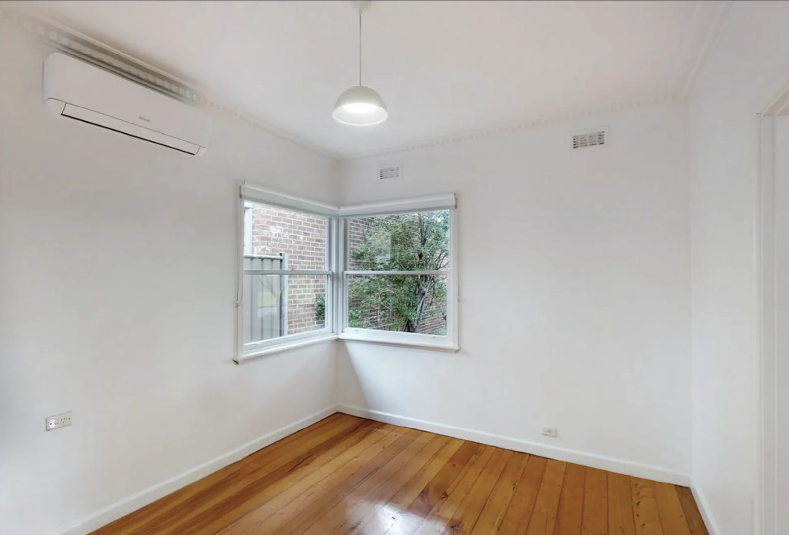 Additional image 2 of 28 Loch Crescent, Strathmore VIC 3041