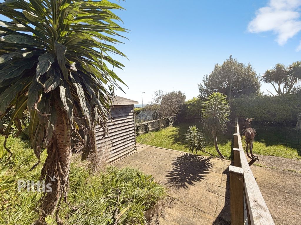 Additional image 2 of 4 bed terraced house to rentSouthgrove Road, Ventnor PO38