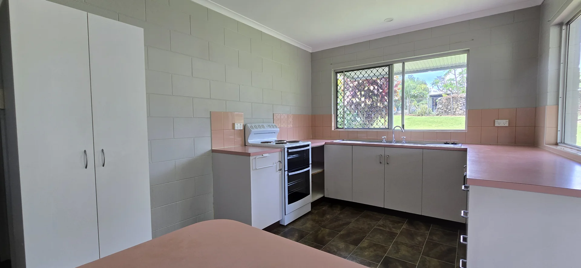 Additional image 2 of 25 Crisp Close, Atherton QLD 4883