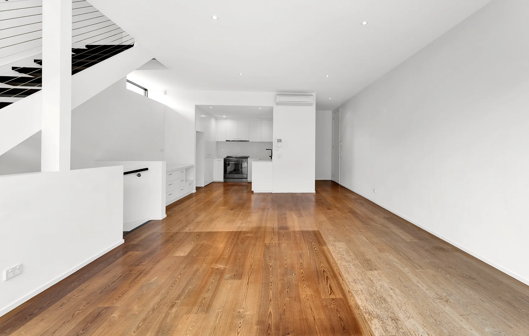 Additional image 3 of 6/2 Mercer Rd, Armadale VIC 3143